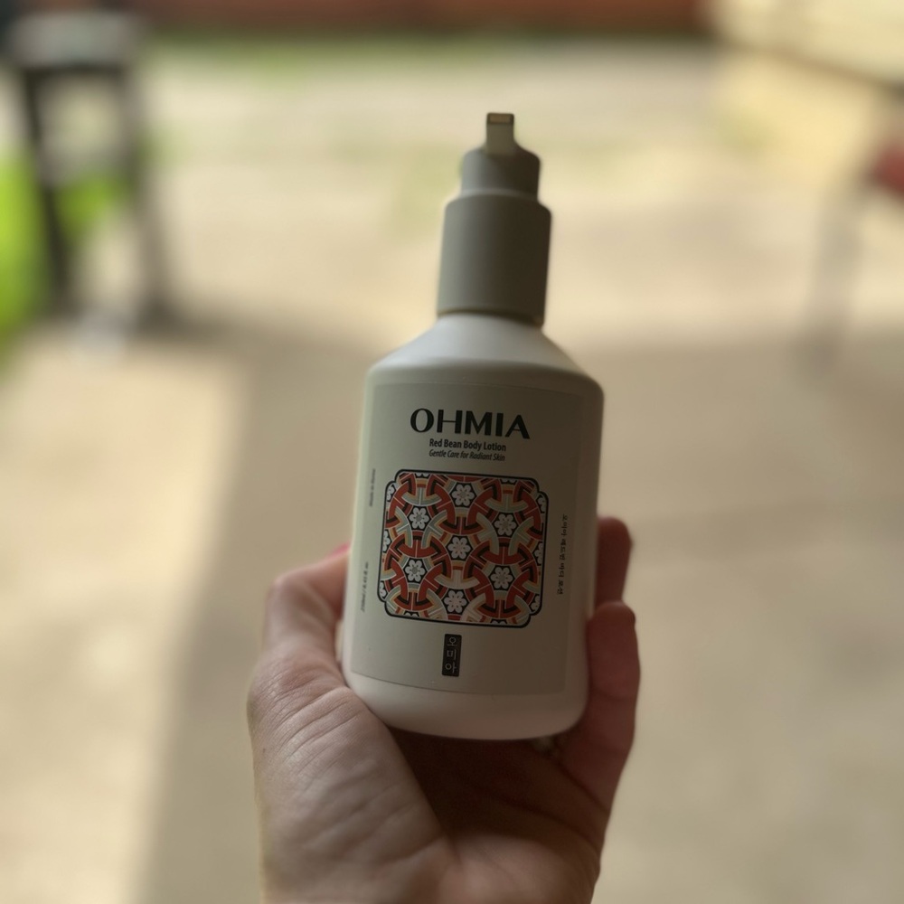 OHMIA Red Bean Body Lotion 250mL NEW